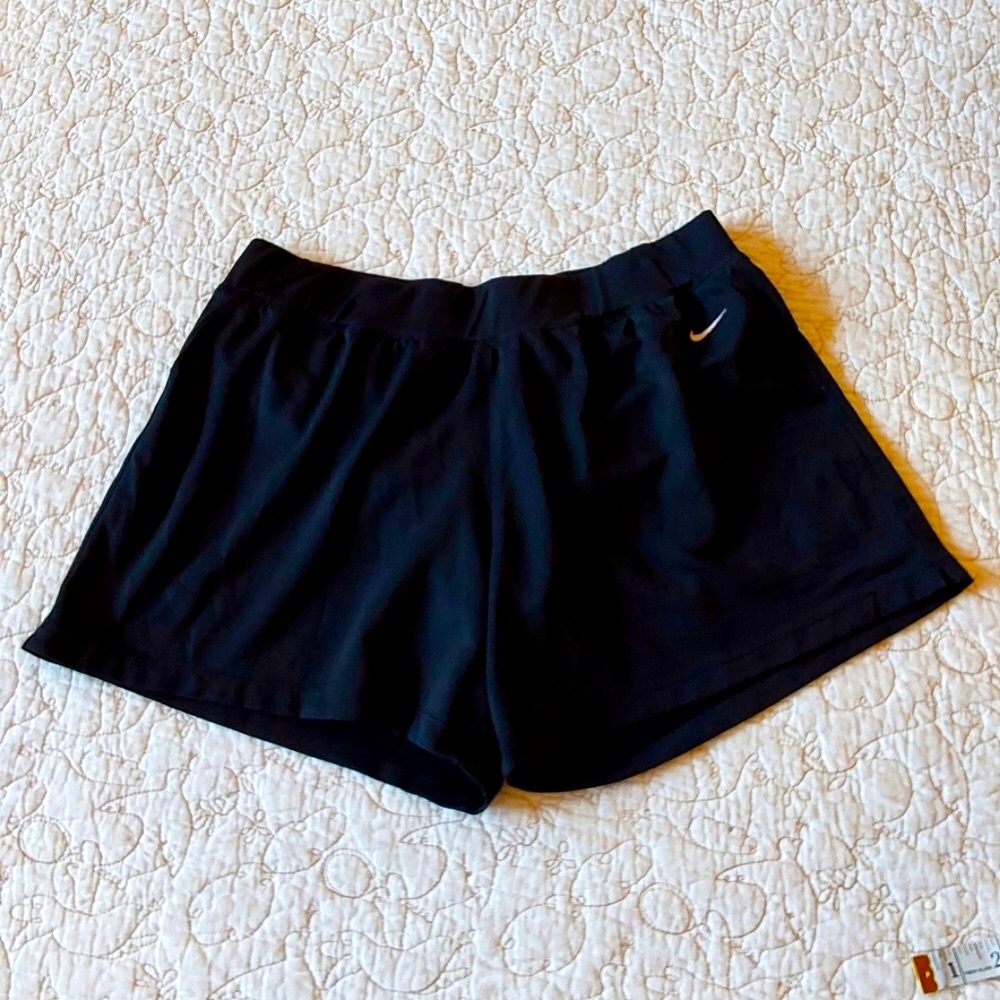NIKE Sphere Dry Running Shorts Size M